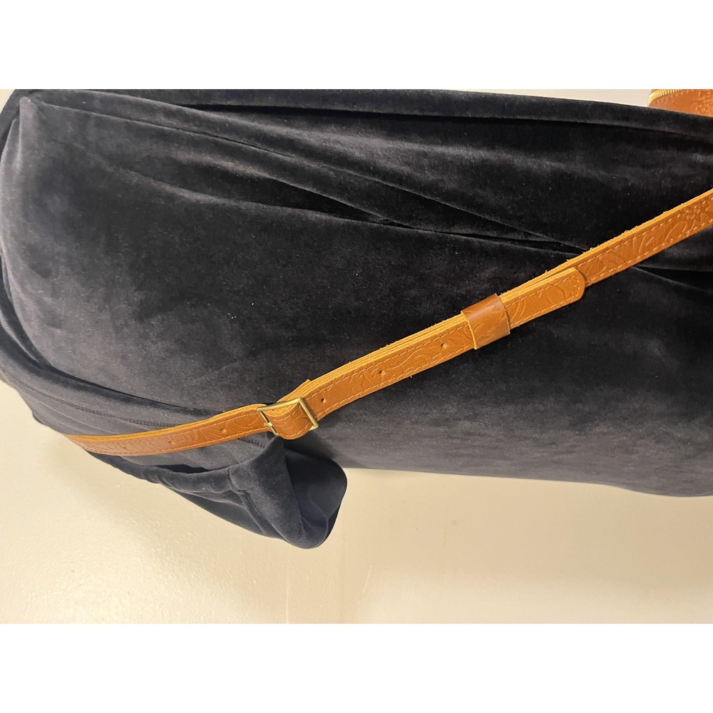Portland Leather Goods Crossbody Bag Womens Small Brown Floral Tooled Round - Picture 5 of 13